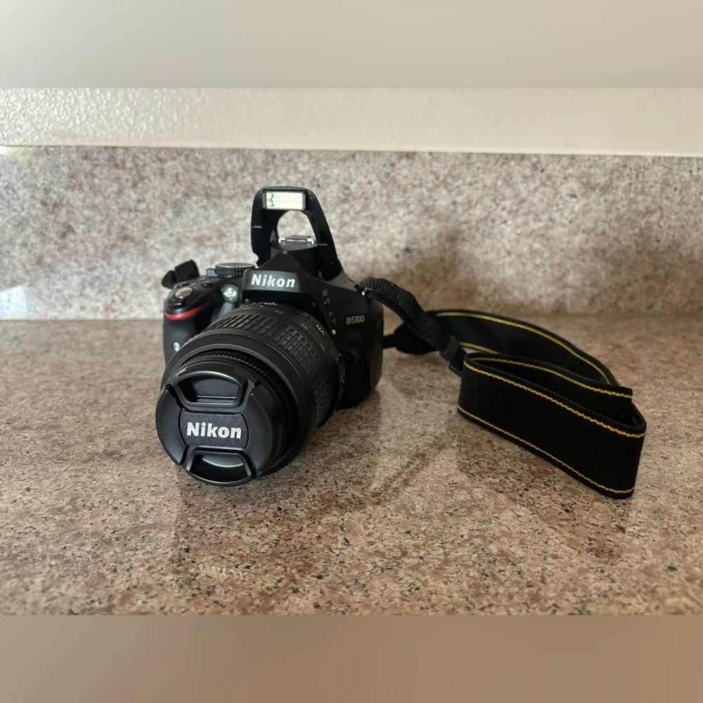Nikon D5100 18 - 55 VR Kit